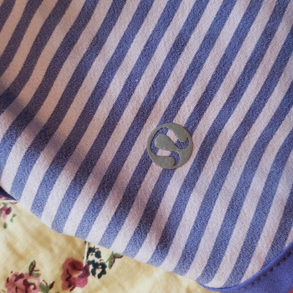 Lululemon Speeds Classic Stripe Iris Flower Pretty Purple size 8 - Picture 4 of 5